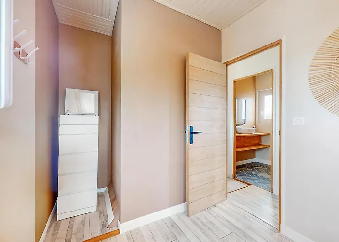 3 Bedroom Stunning In * L'Epine (Vendee)