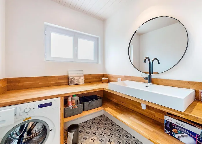 3 Bedroom Stunning In Prázdninový dům *