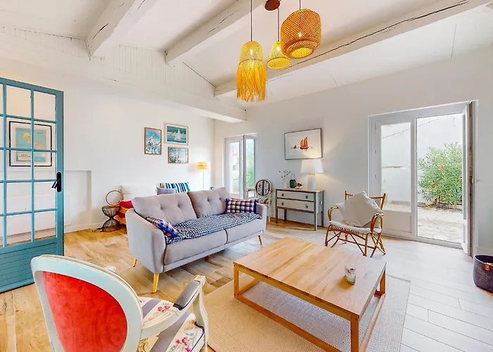 3 Bedroom Stunning In *