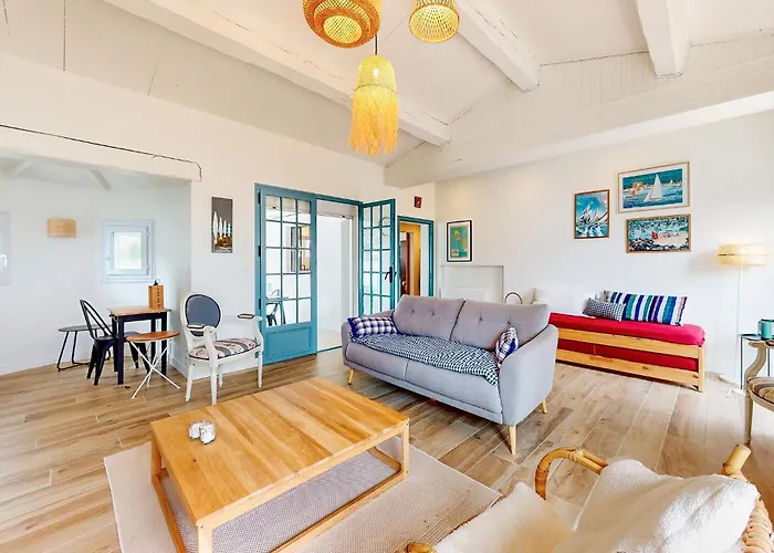 Prázdninový dům 3 Bedroom Stunning In *