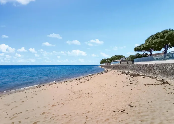 3 Bedroom Stunning In *