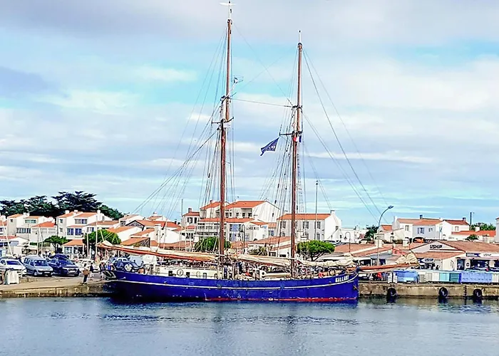 3 Bedroom Stunning In L'Epine (Vendee)