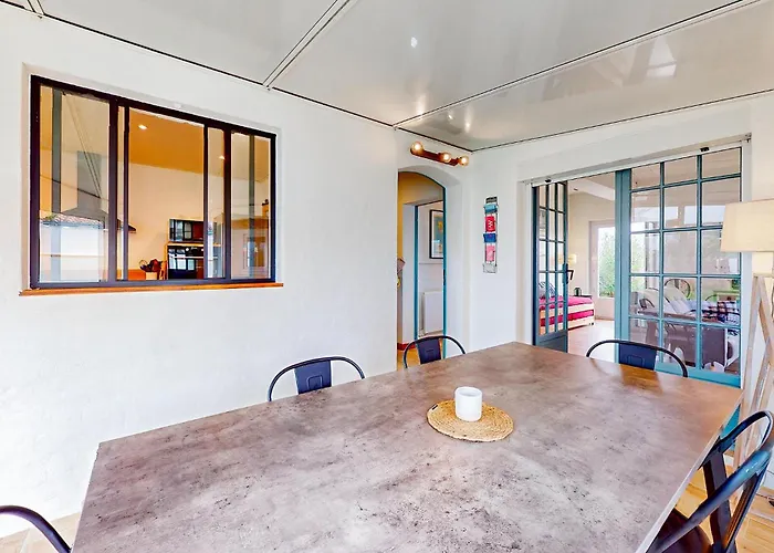 Prázdninový dům 3 Bedroom Stunning In *